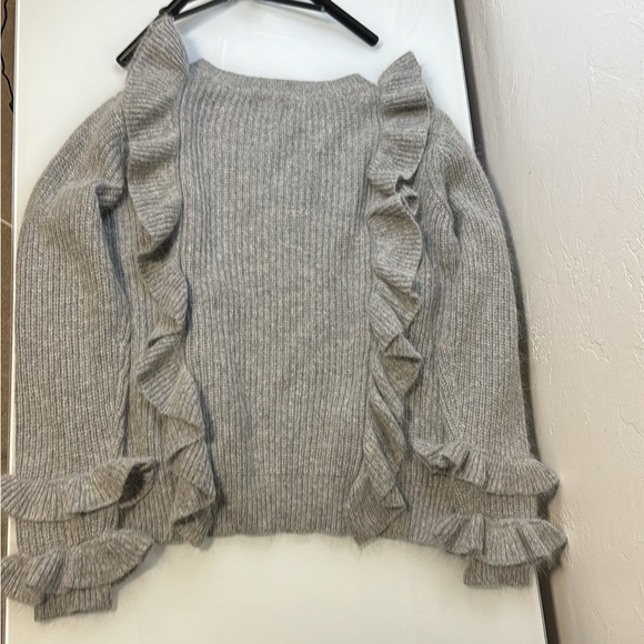POL grey rabbit fur & wool blend ruffled crewneck sweater M - Picture 5 of 11